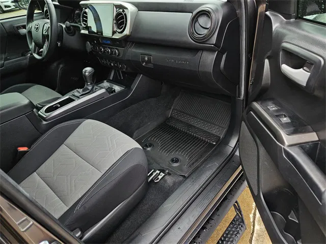 vehicle-img
