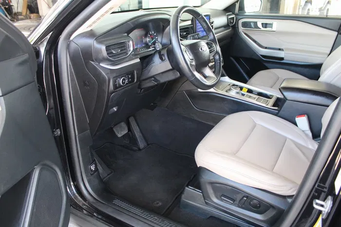 vehicle-img