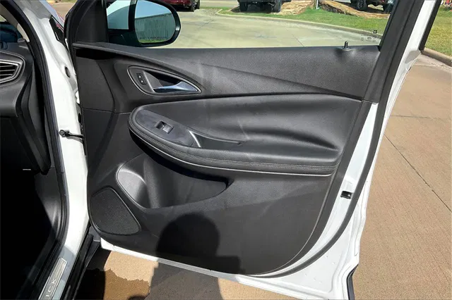 vehicle-img