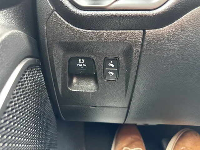 vehicle-img