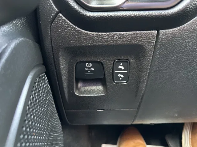 vehicle-img