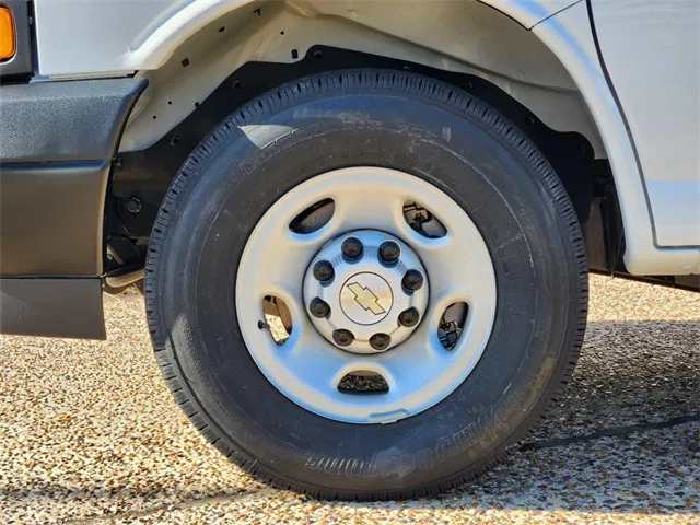 vehicle-img