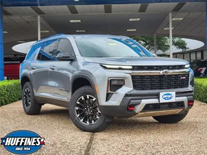 new 2025 CHEVROLET