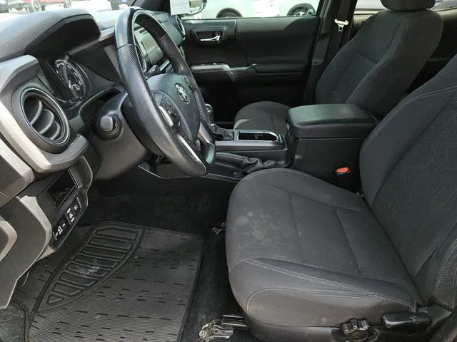 vehicle-img