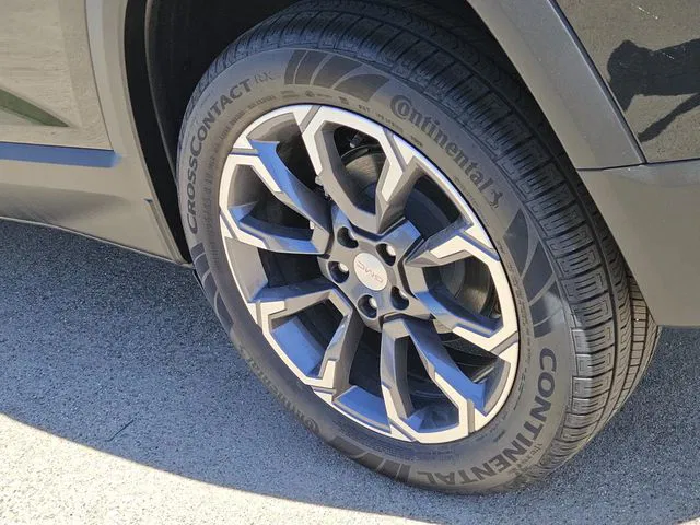 vehicle-img