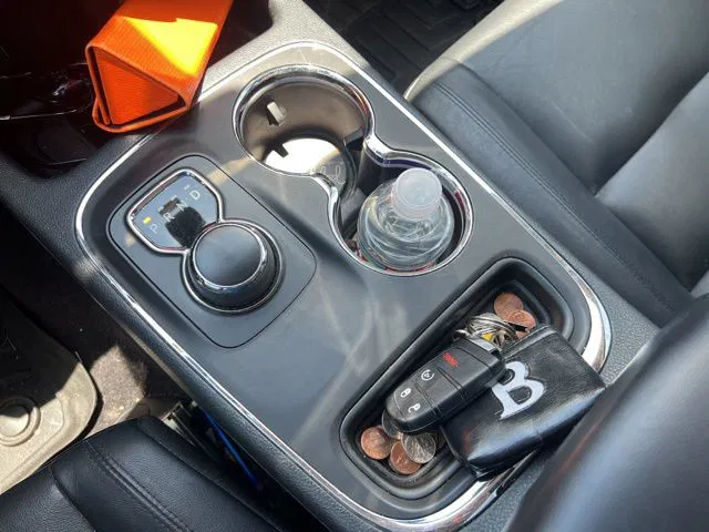 vehicle-img