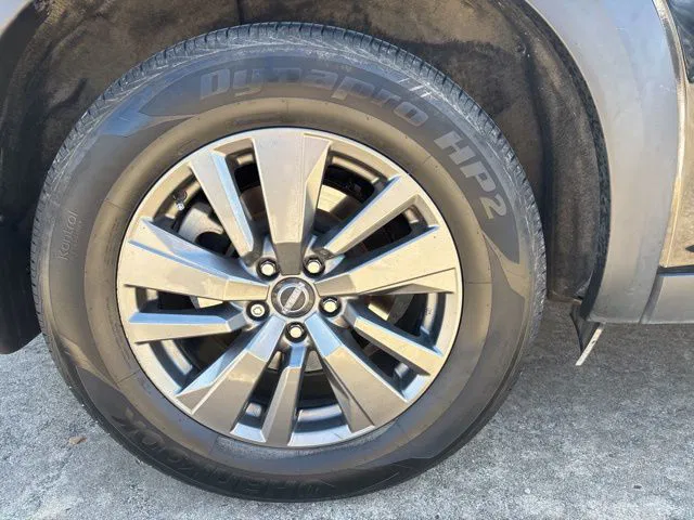 vehicle-img