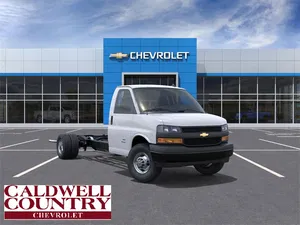 new 2025 CHEVROLET