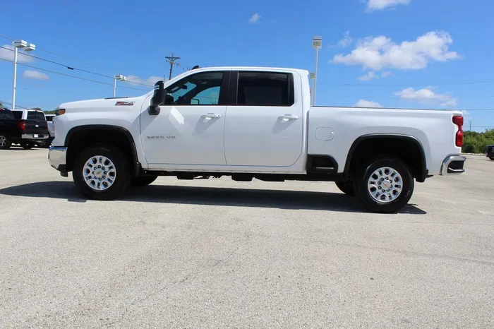 vehicle-img