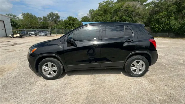 vehicle-img