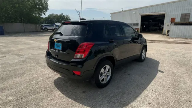 vehicle-img