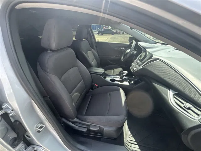vehicle-img