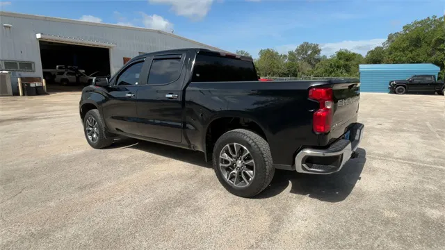 vehicle-img