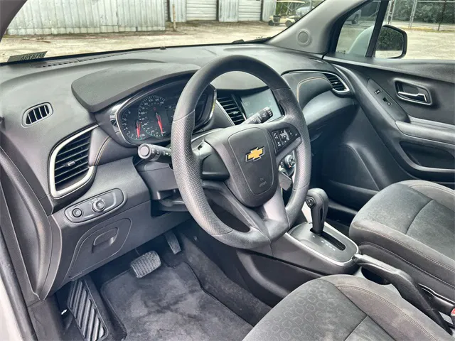 vehicle-img