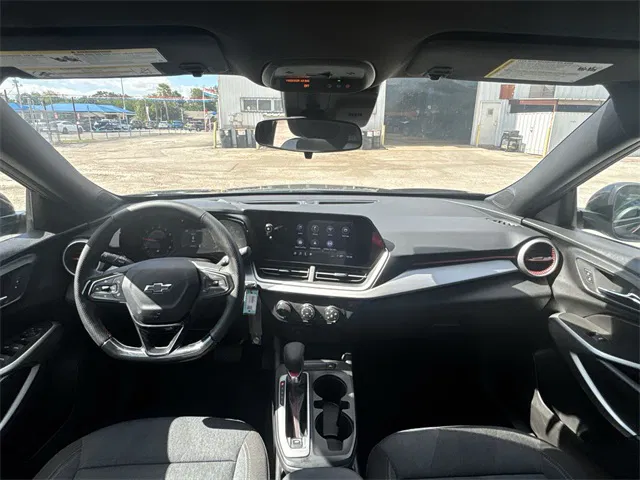 vehicle-img