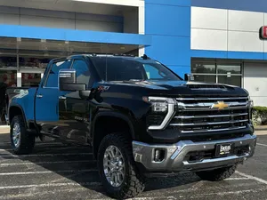 new 2025 CHEVROLET