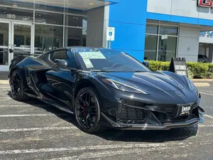 new 2025 CHEVROLET