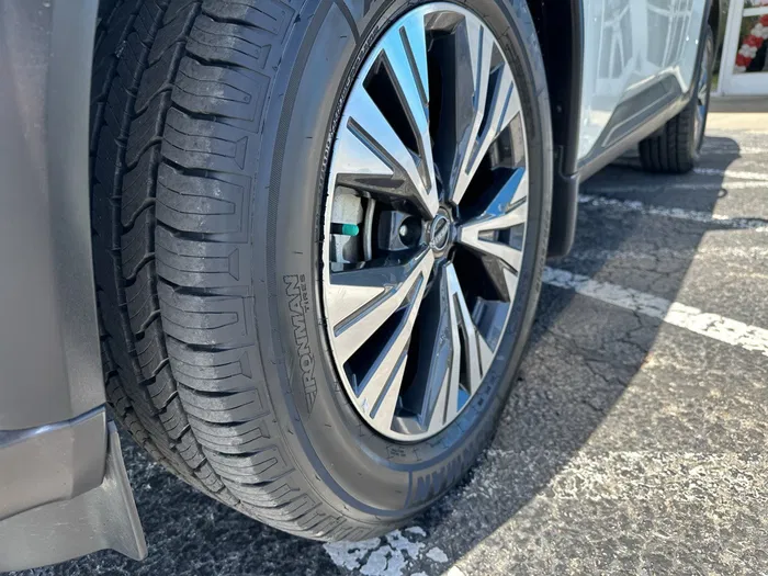 vehicle-img