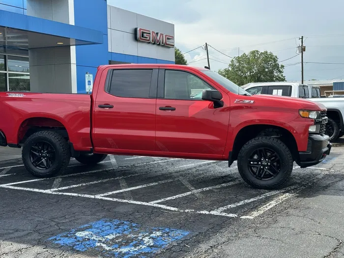 vehicle-img