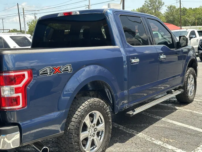 vehicle-img