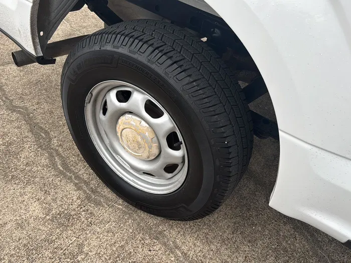 vehicle-img