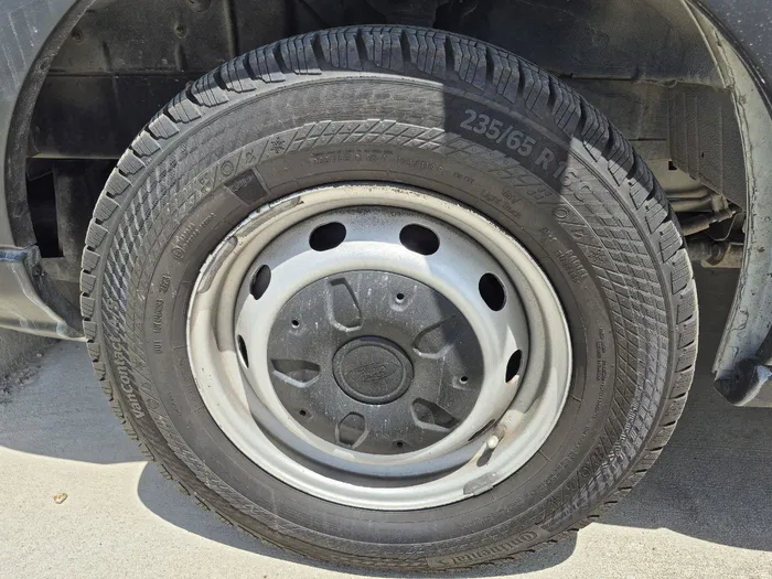 vehicle-img