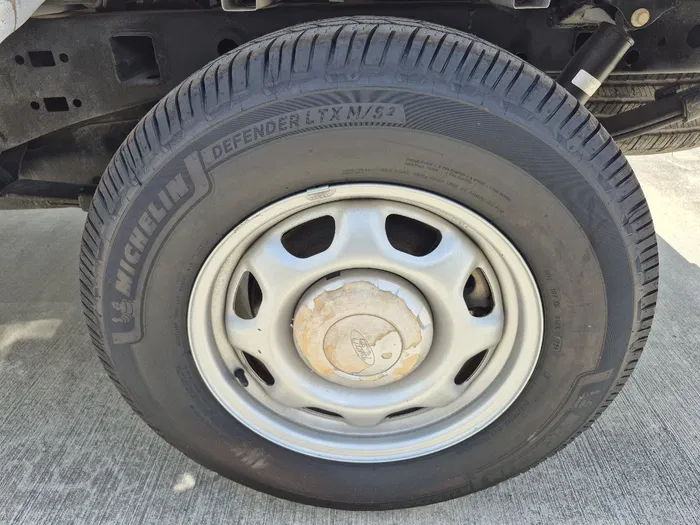 vehicle-img