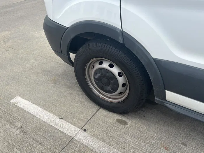vehicle-img