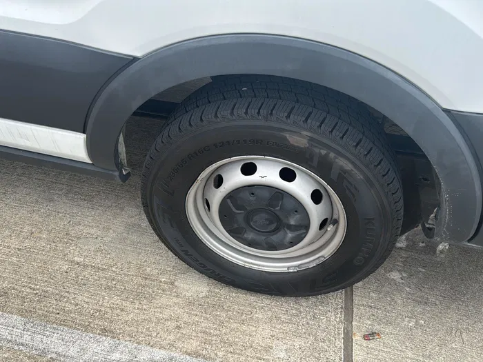 vehicle-img