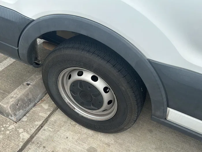 vehicle-img