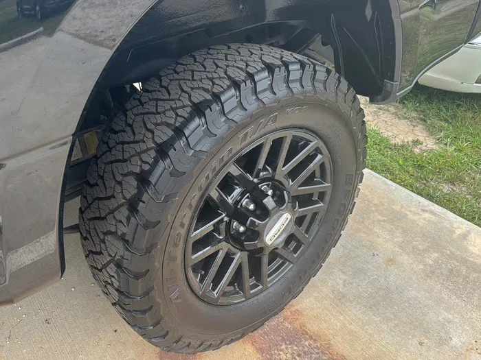 vehicle-img