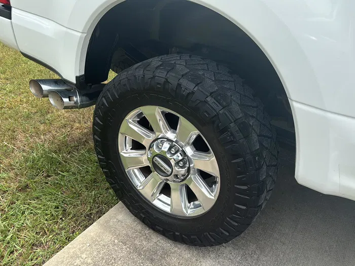 vehicle-img