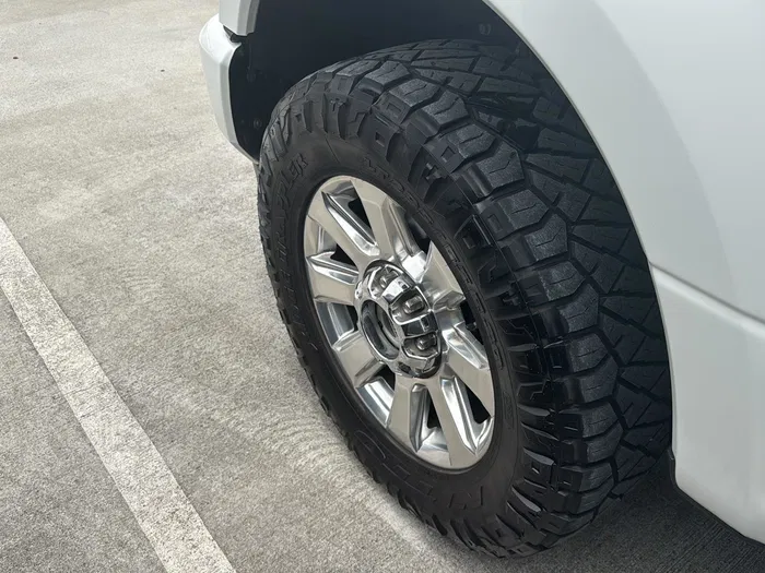 vehicle-img