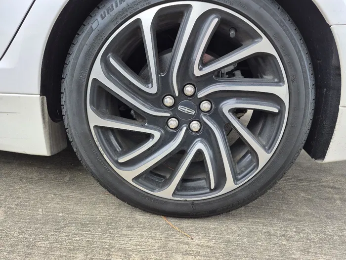 vehicle-img