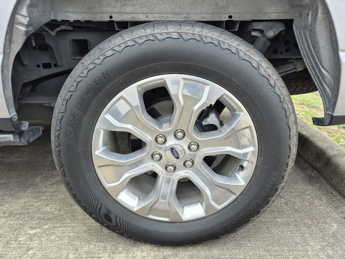 vehicle-img