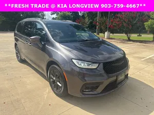 used 2021 CHRYSLER