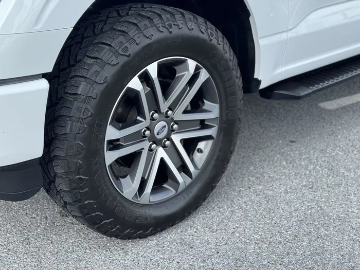 vehicle-img