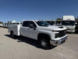 new 2025 CHEVROLET