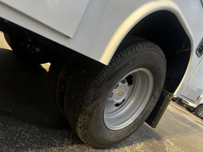 vehicle-img