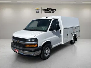 new 2025 CHEVROLET