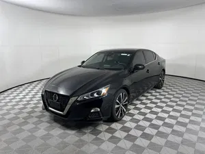 used 2022 NISSAN