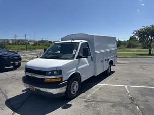 new 2025 CHEVROLET