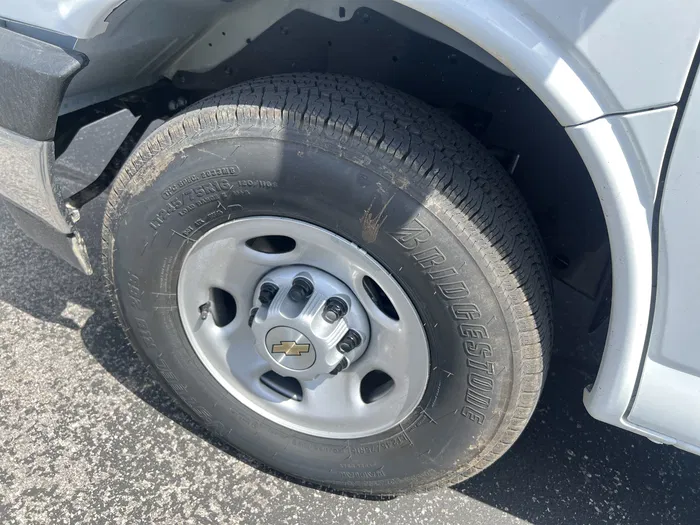 vehicle-img