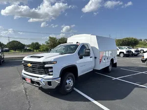 new 2025 CHEVROLET