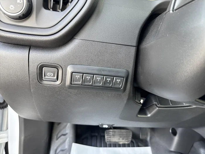 vehicle-img