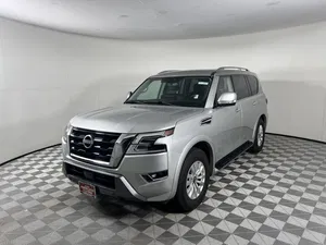 used 2024 NISSAN
