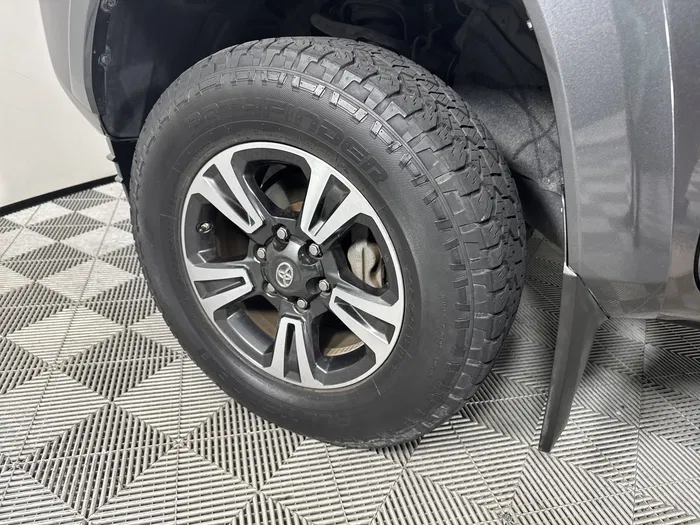 vehicle-img