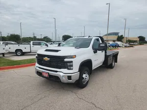new 2025 CHEVROLET