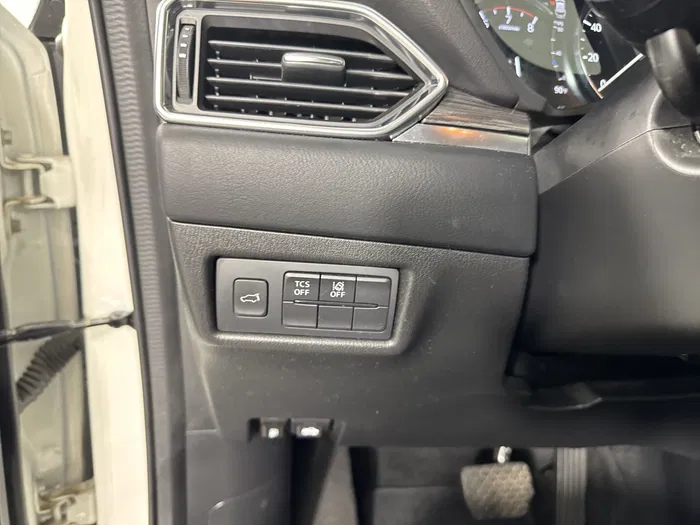 vehicle-img