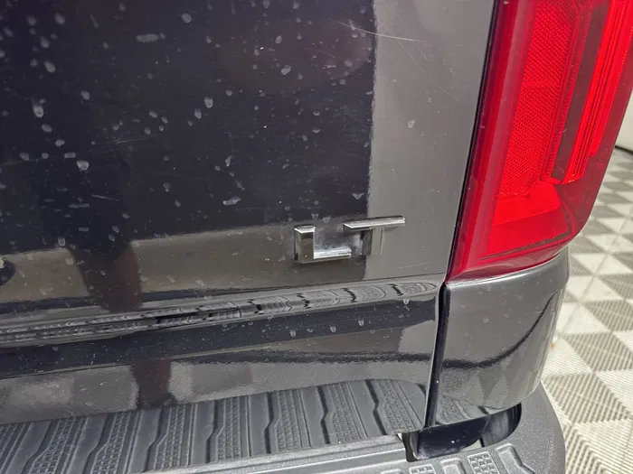 vehicle-img